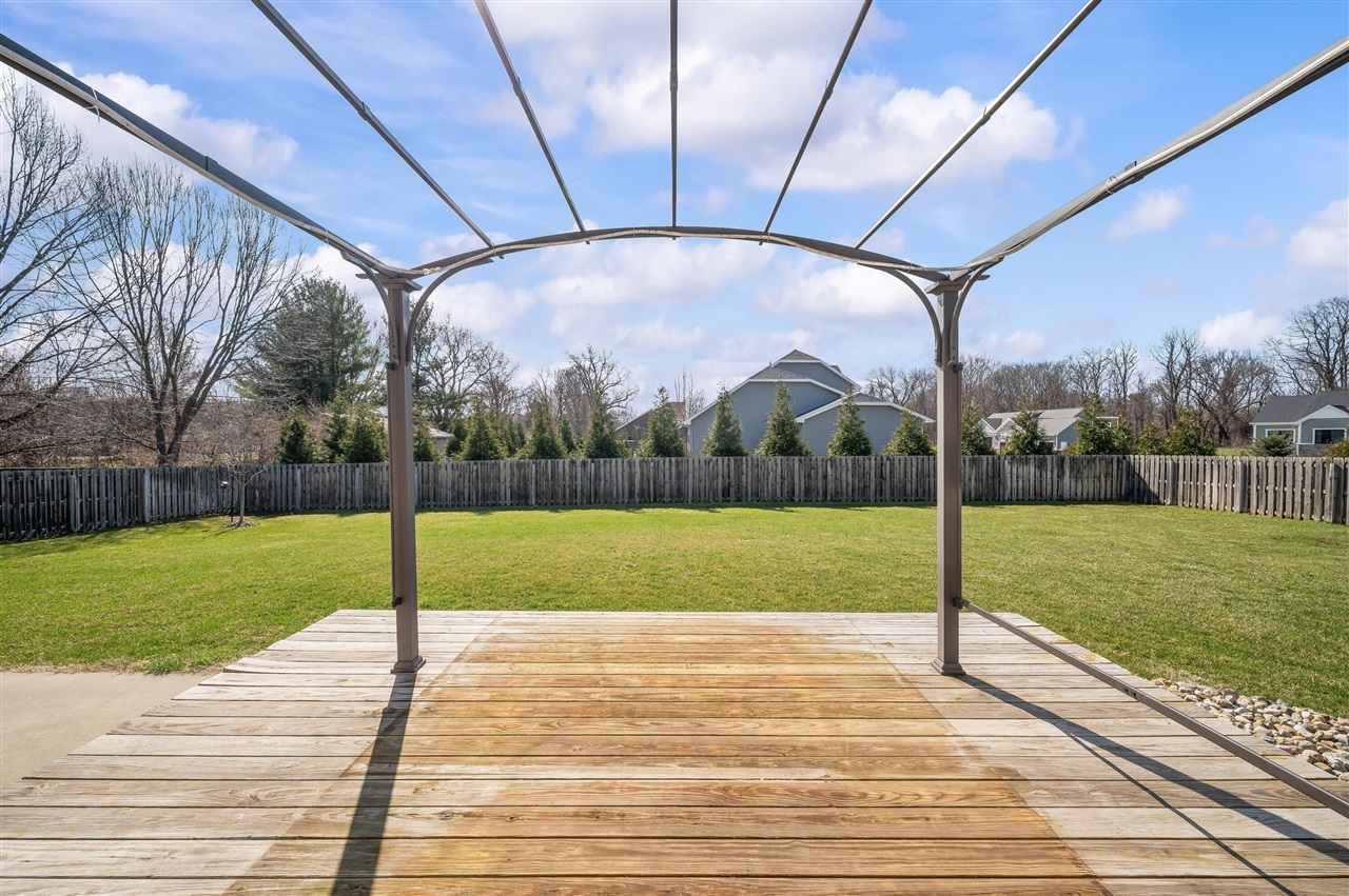 main property photo 68