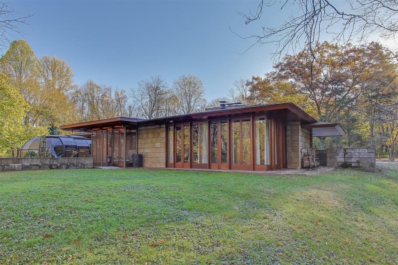 main property photo 71