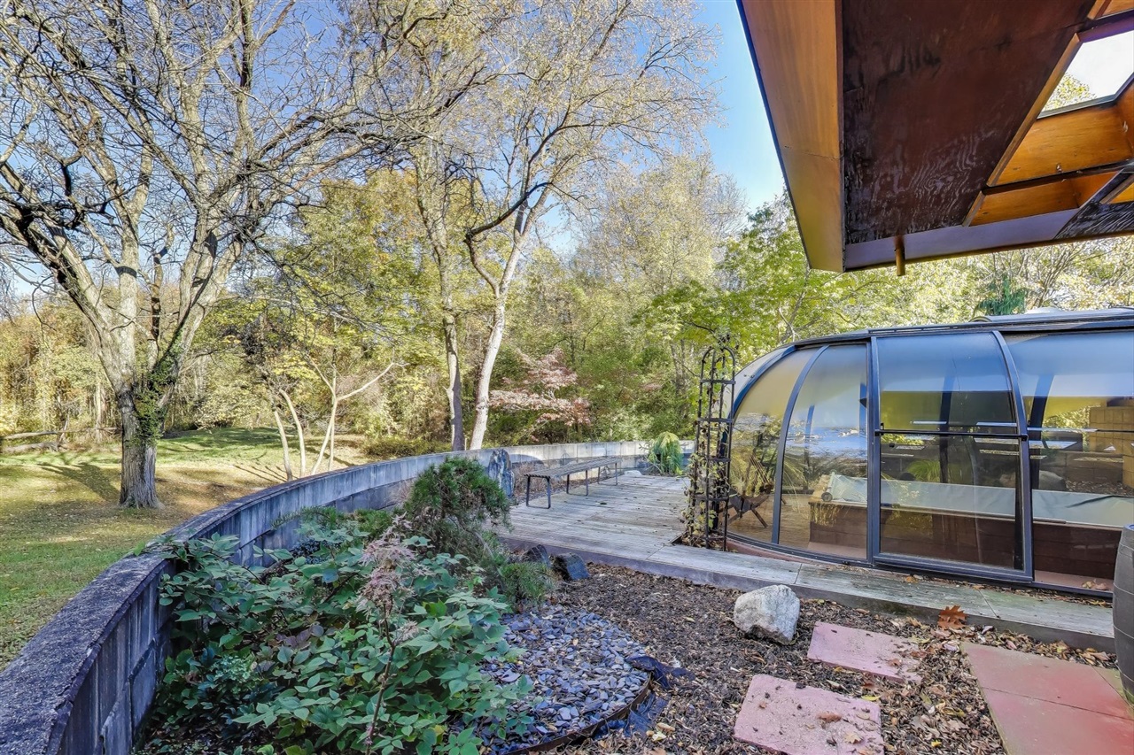 main property photo 84