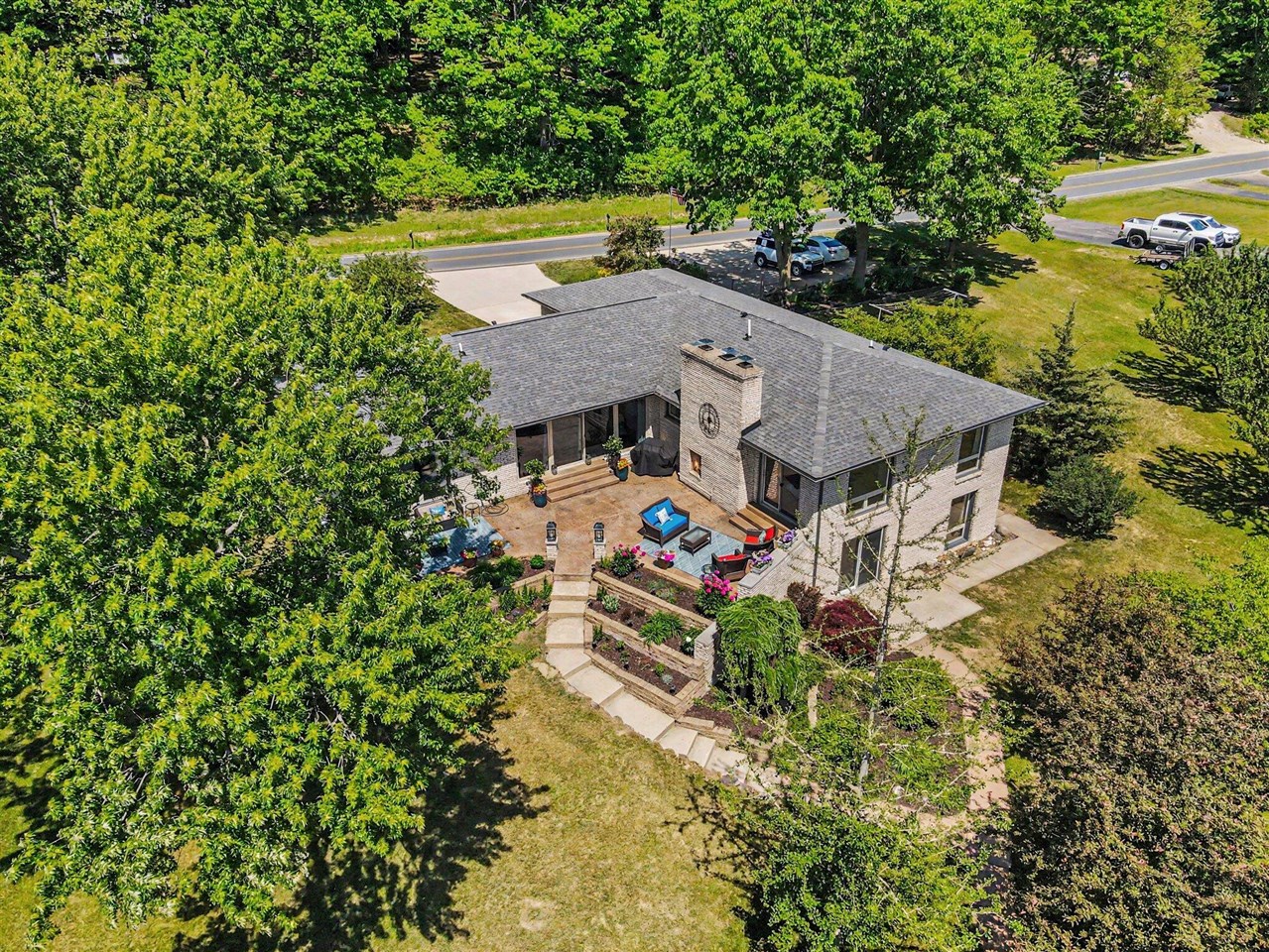 main property photo 49