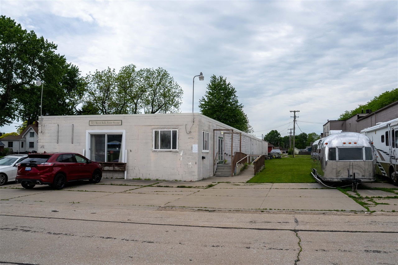 main property photo 23