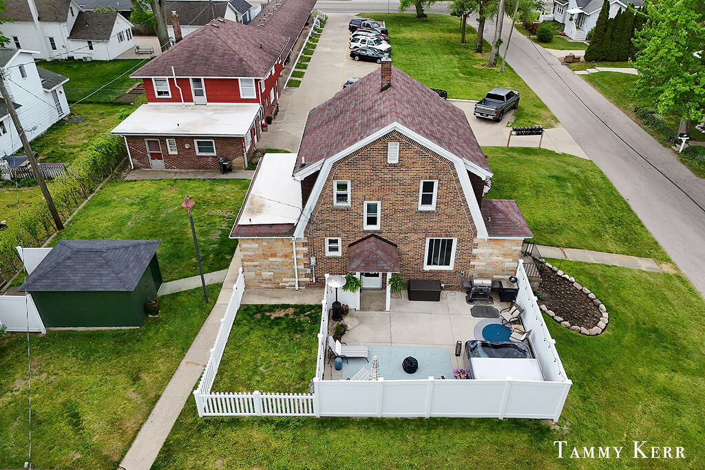 main property photo 3