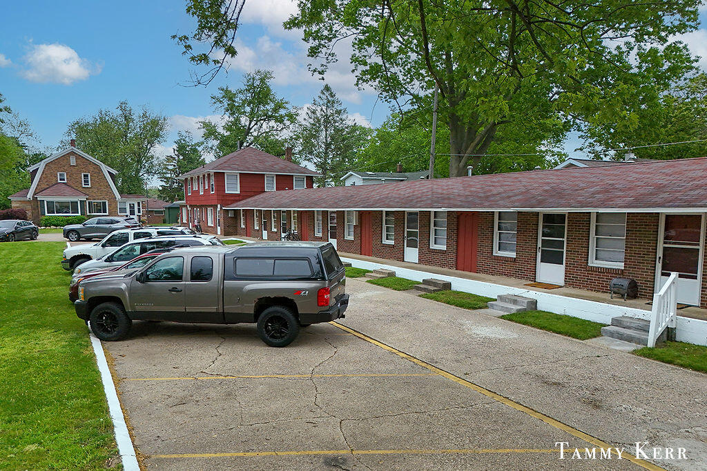 main property photo 95