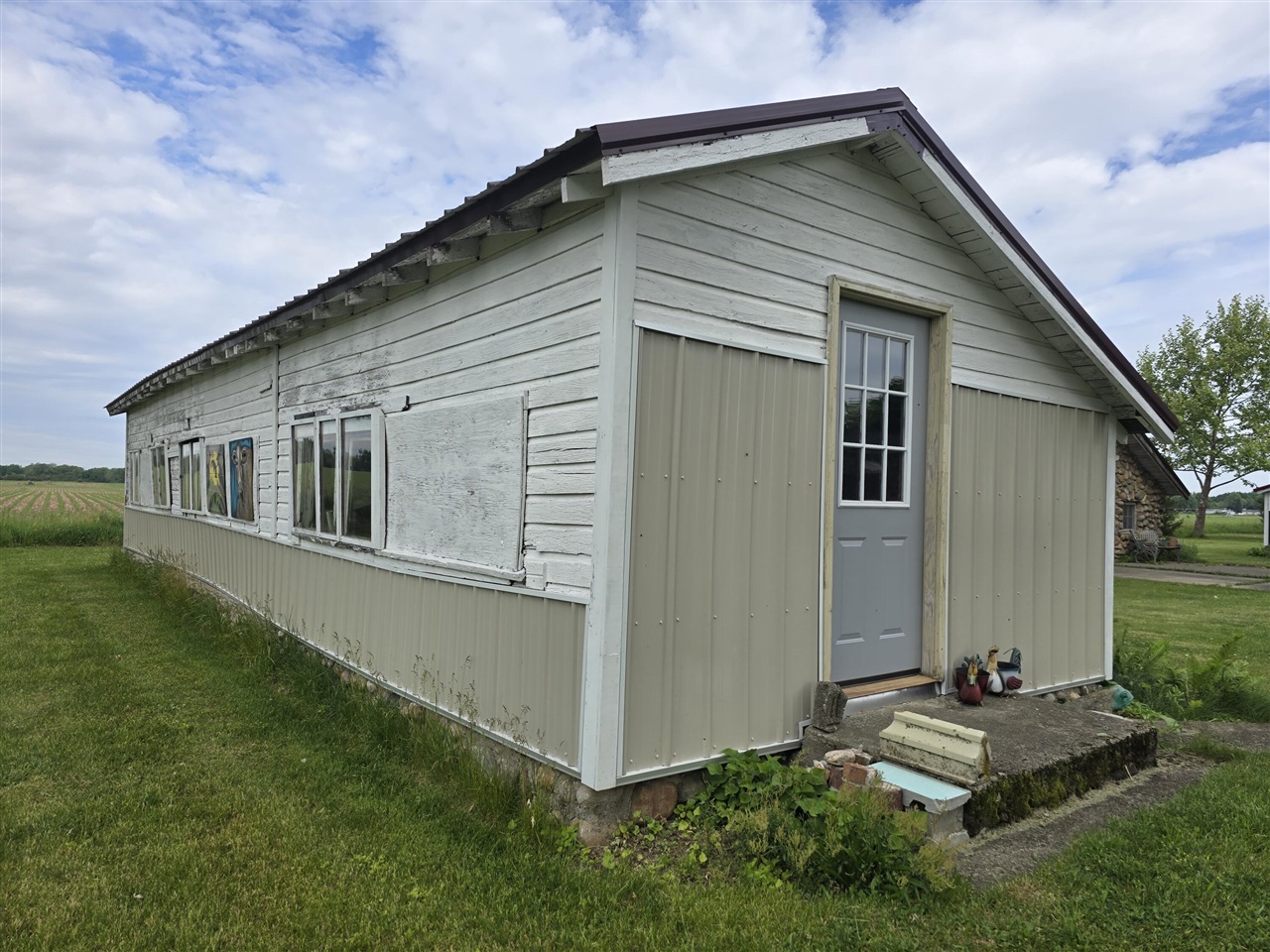 main property photo 17