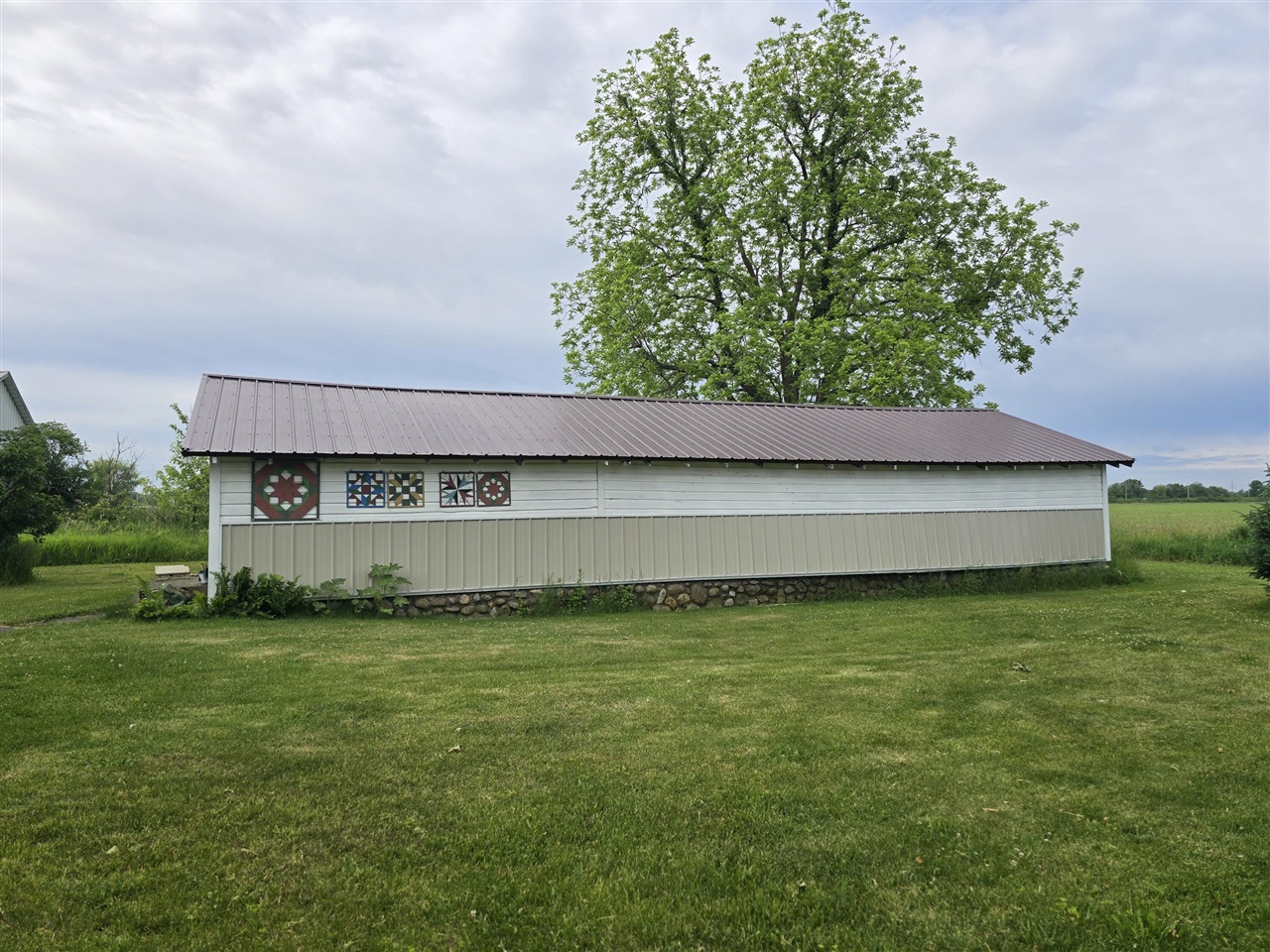 main property photo 18