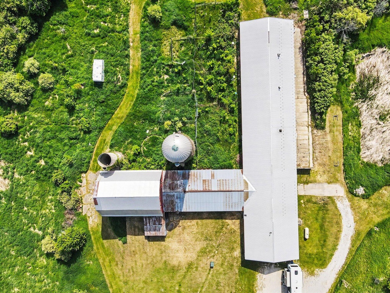 main property photo 15