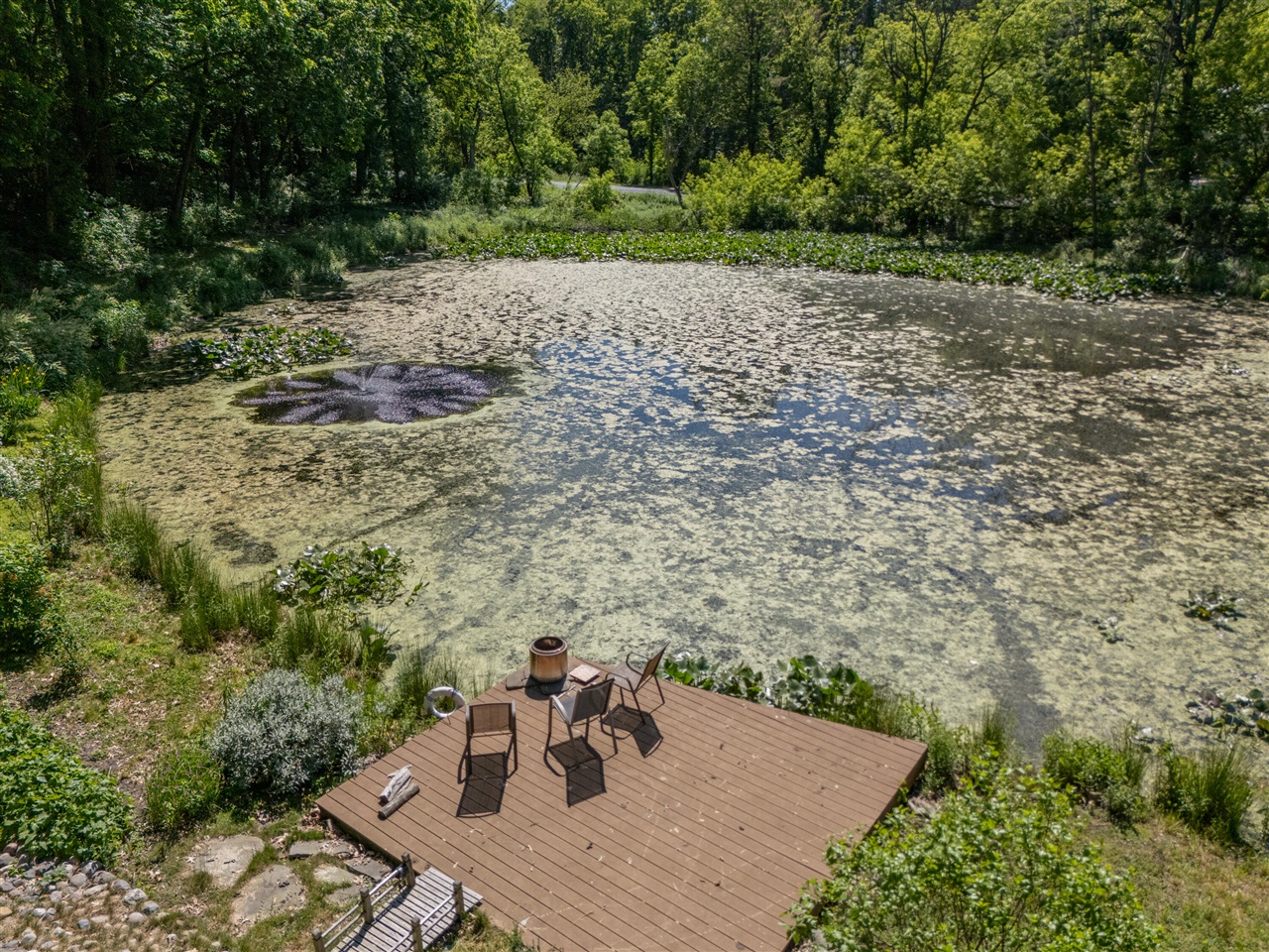 main property photo 40