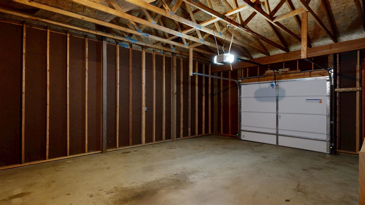 main property photo 66