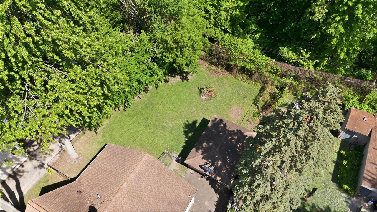 main property photo 60