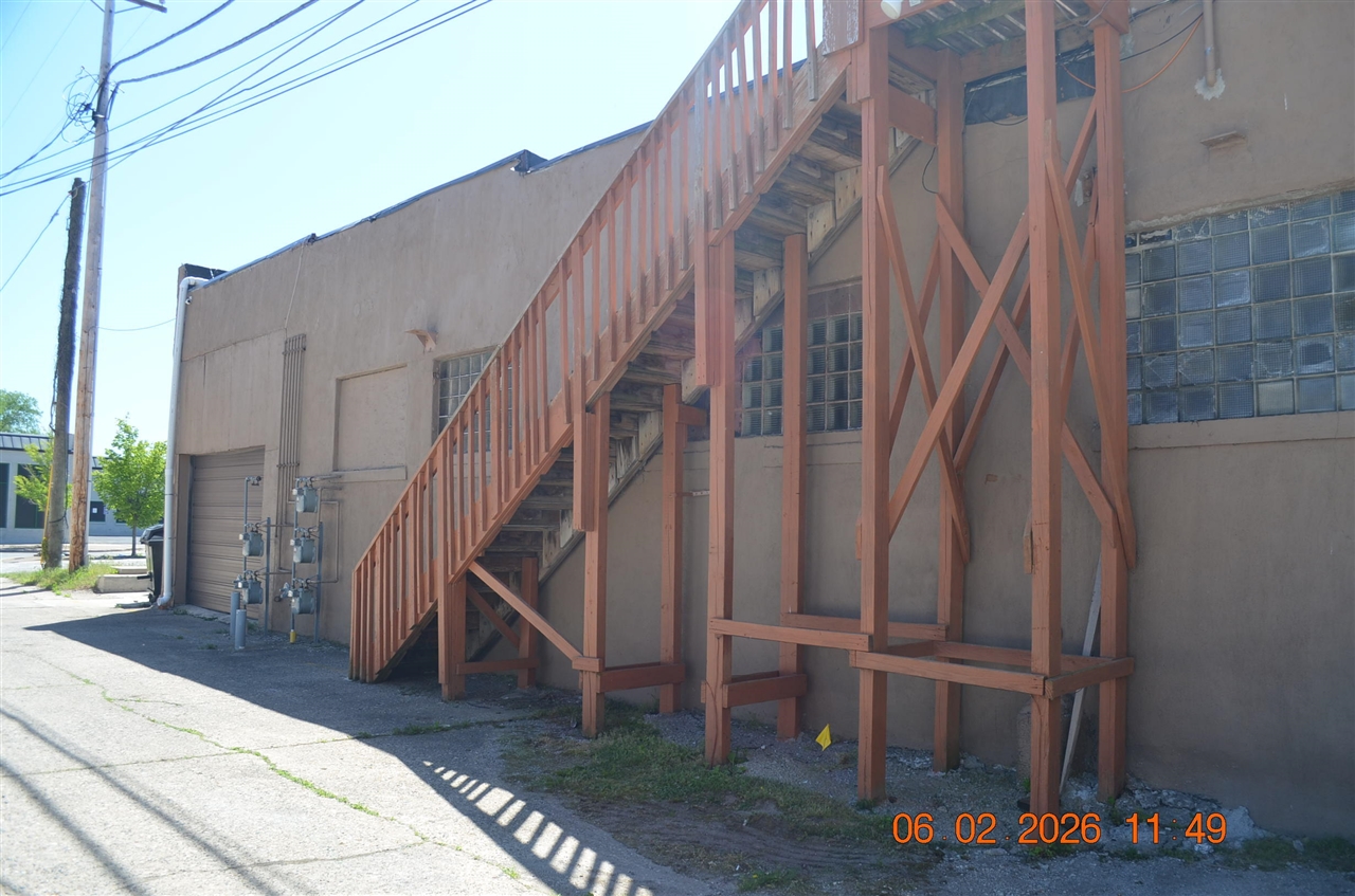 main property photo 7