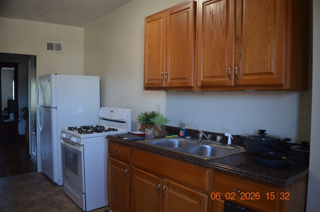 main property photo 88