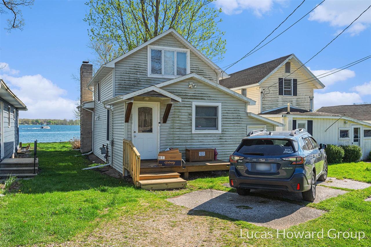 main property photo 47