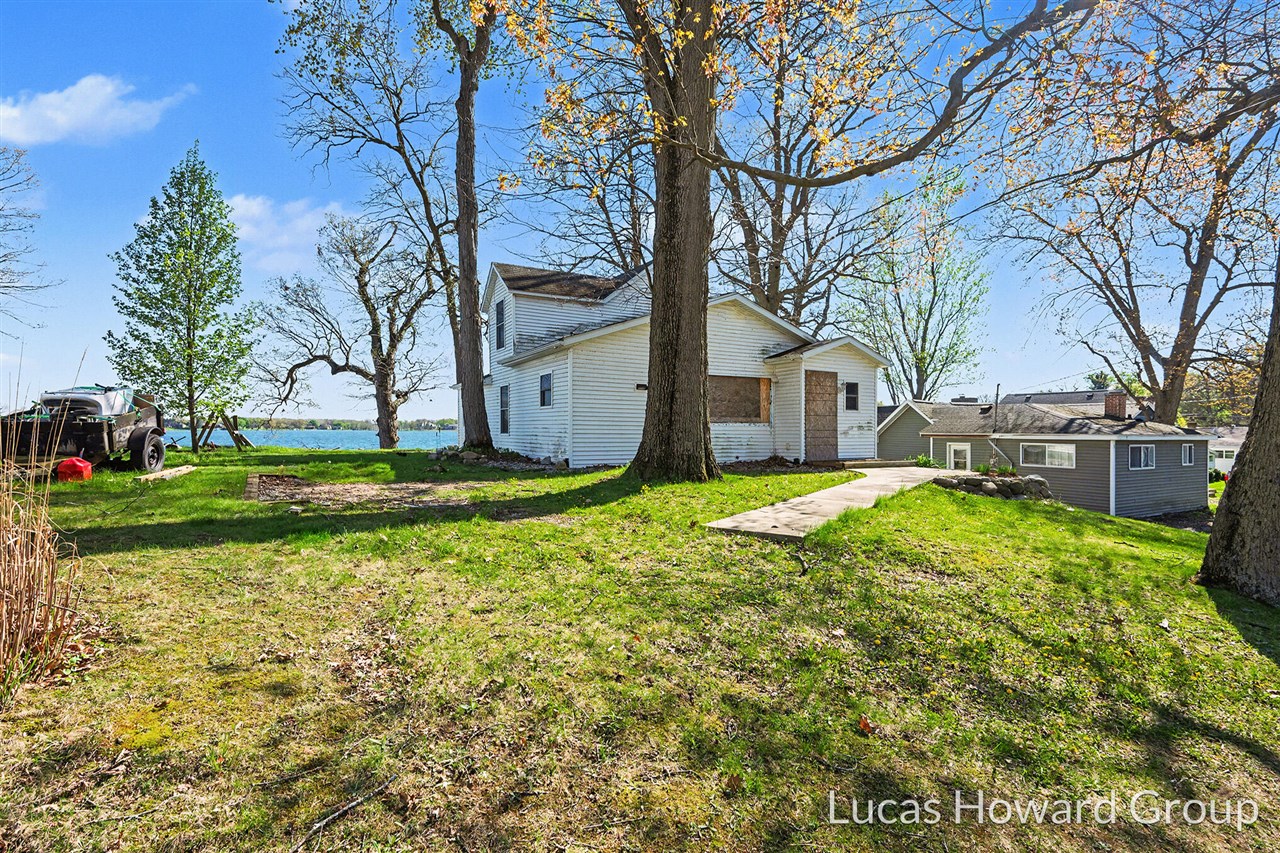 main property photo 50