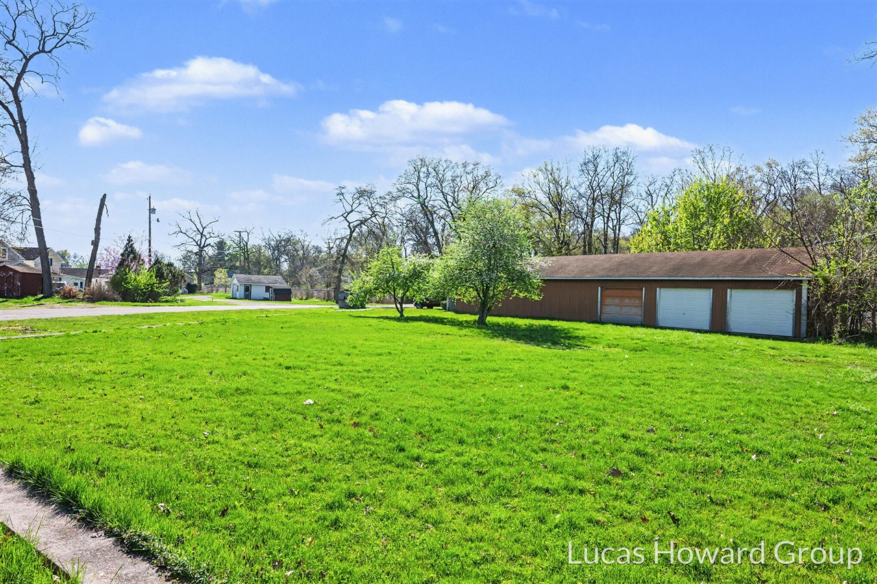 main property photo 56