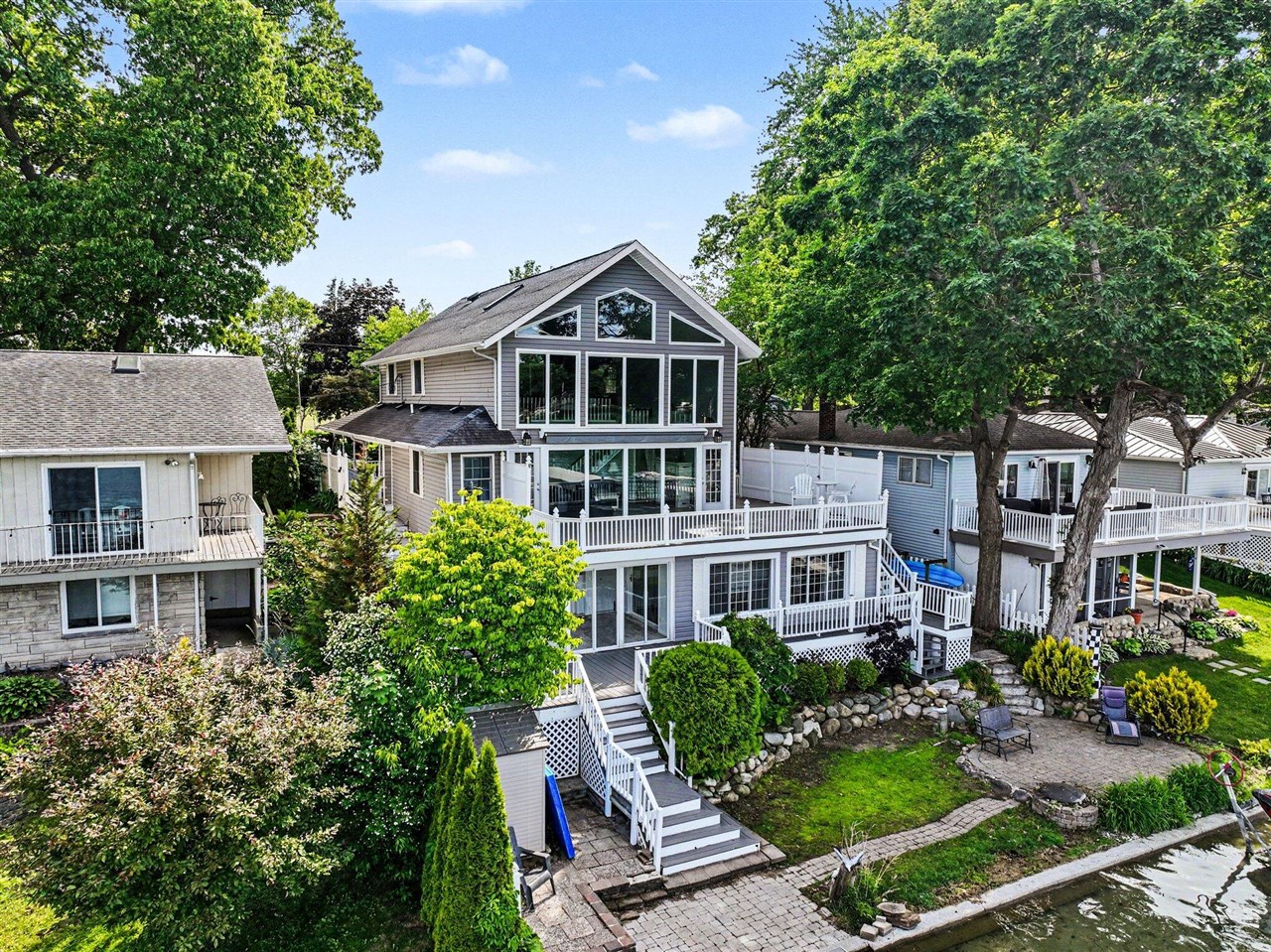 main property photo 31
