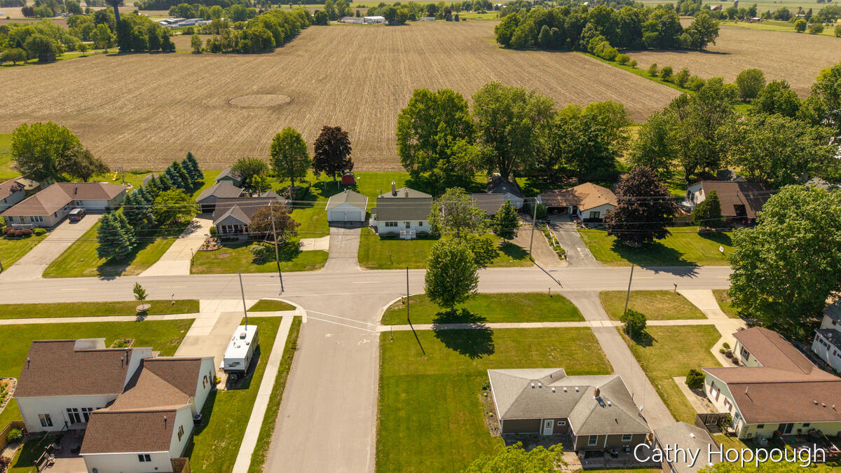 main property photo 42