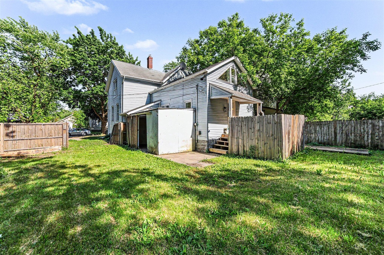 main property photo 21