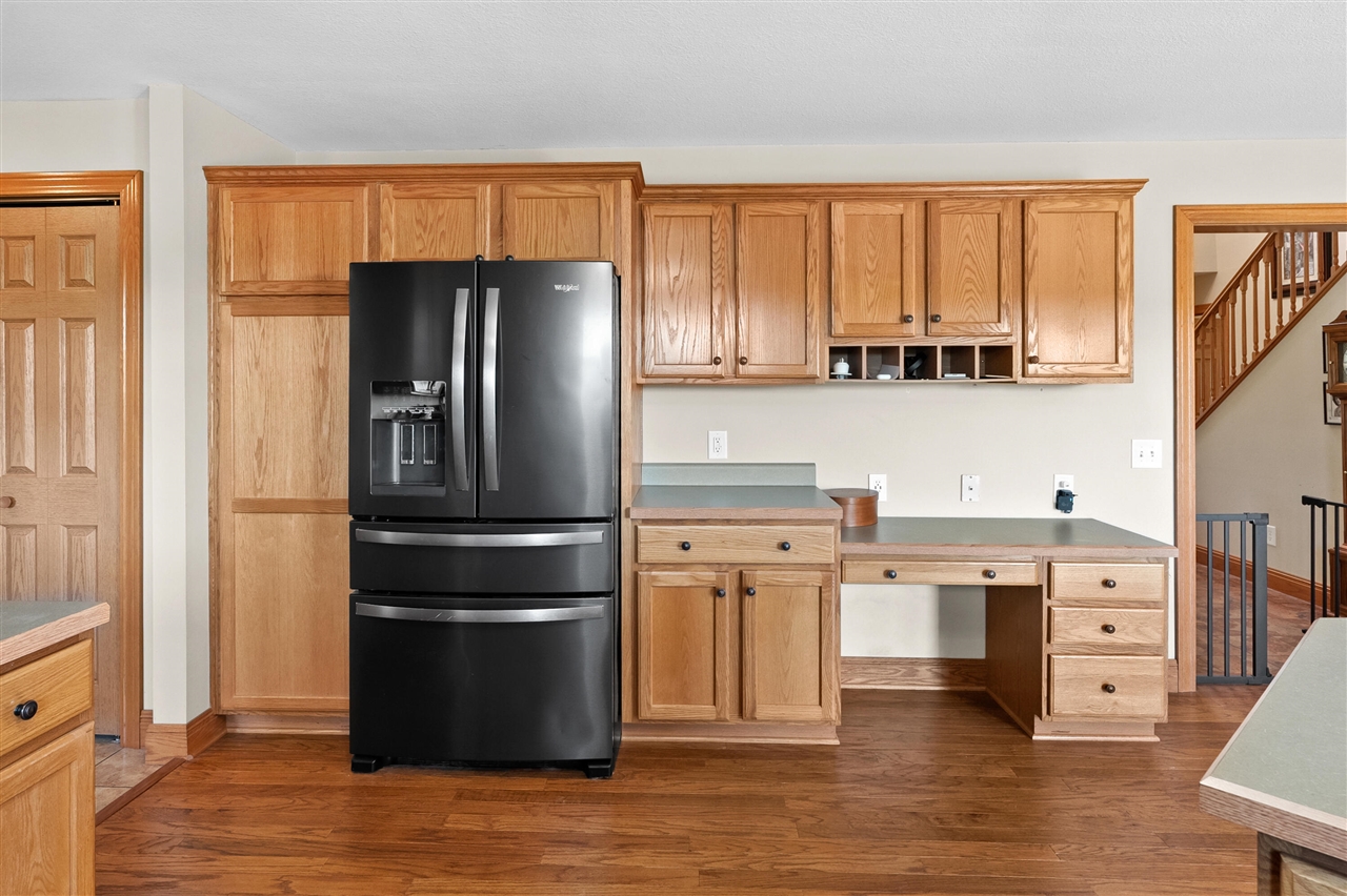 main property photo 12