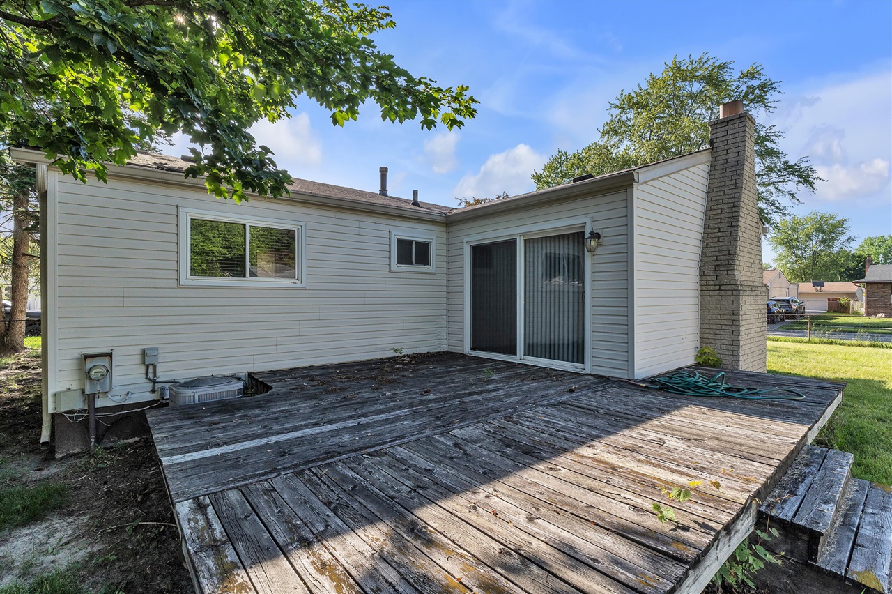 main property photo 30