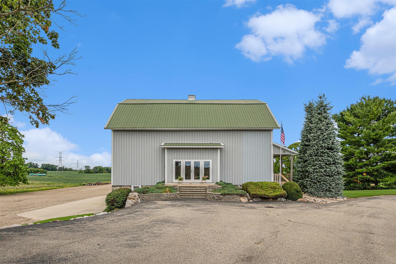 main property photo 66