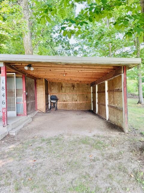 main property photo 12