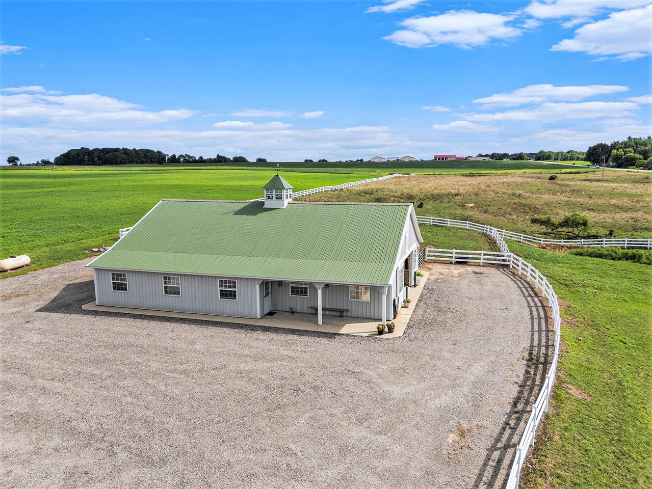 main property photo 5