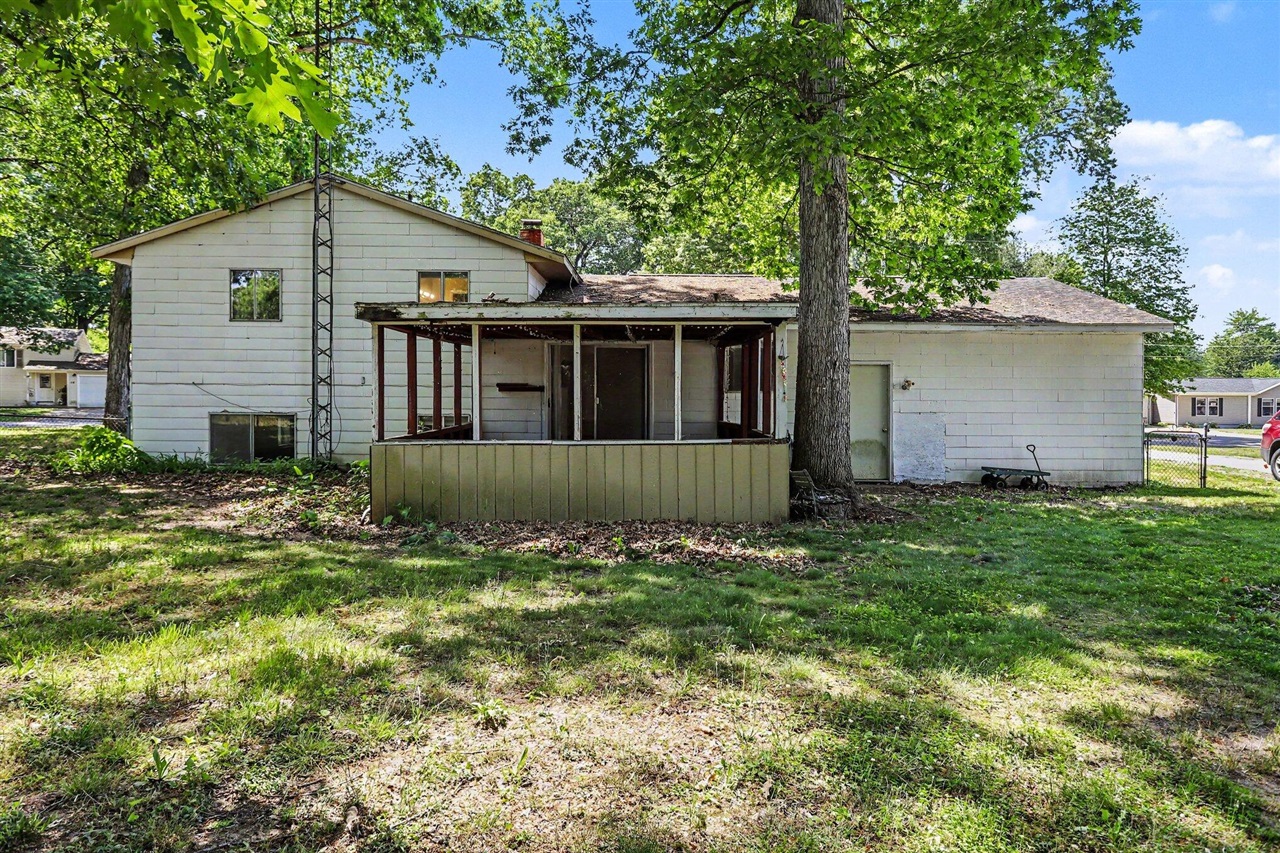 main property photo 21