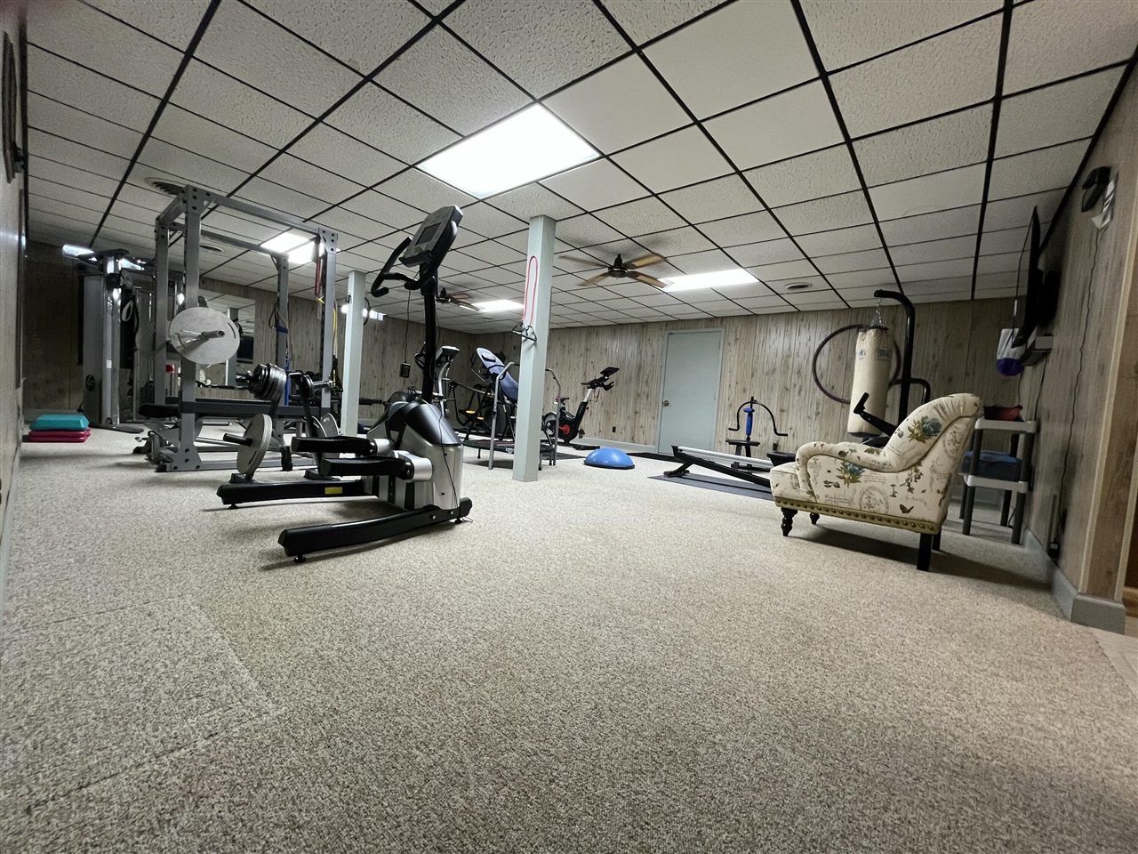 main property photo 30