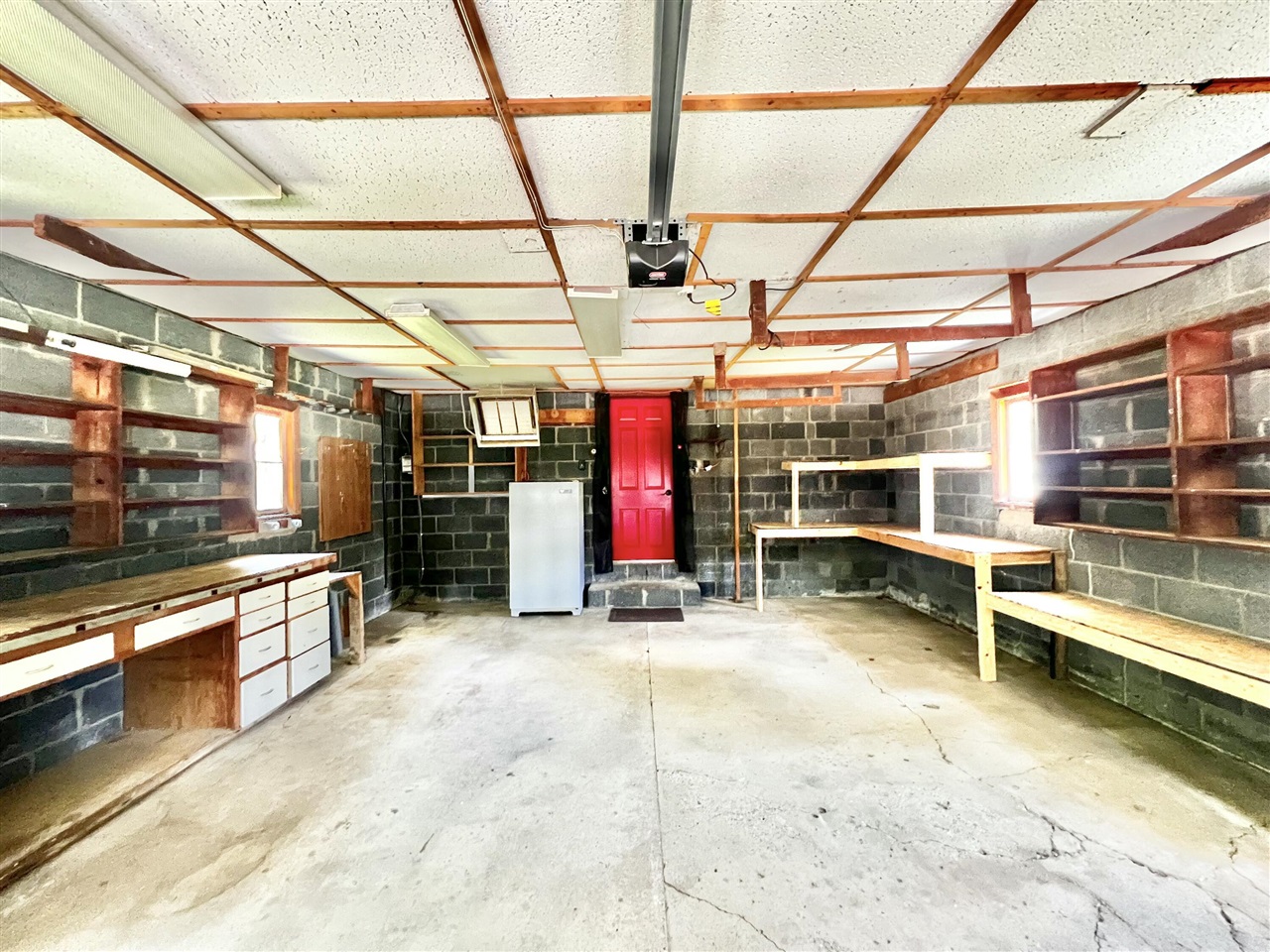 main property photo 60