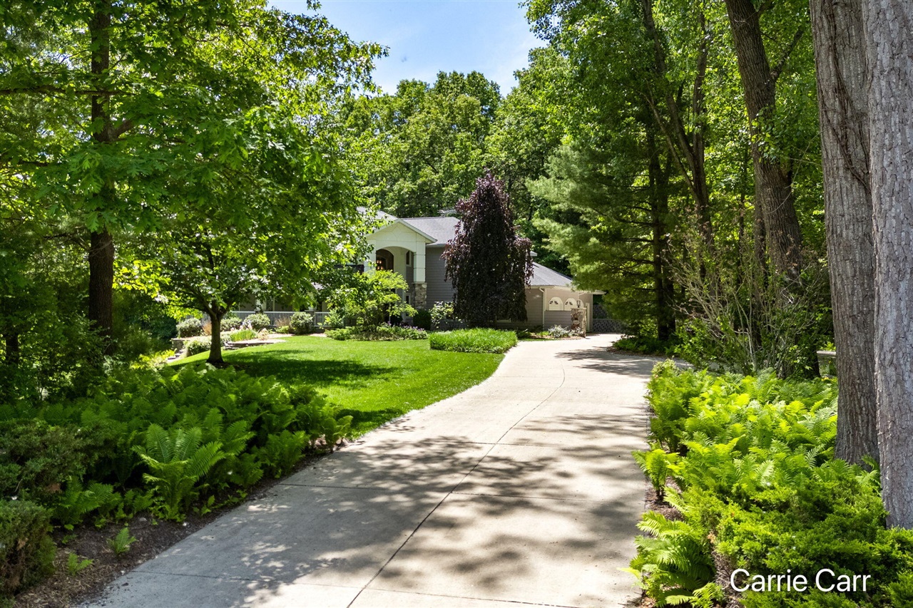 main property photo 34