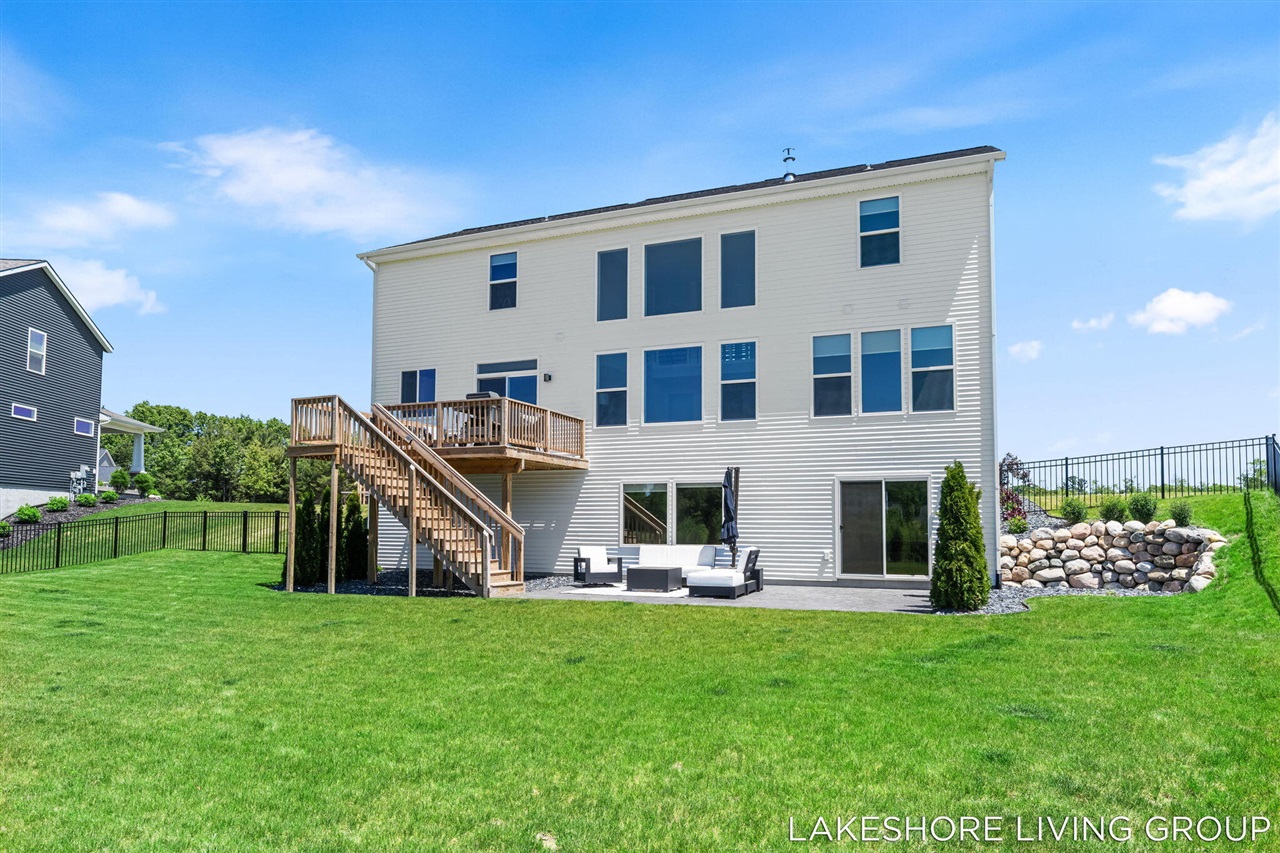 main property photo 54