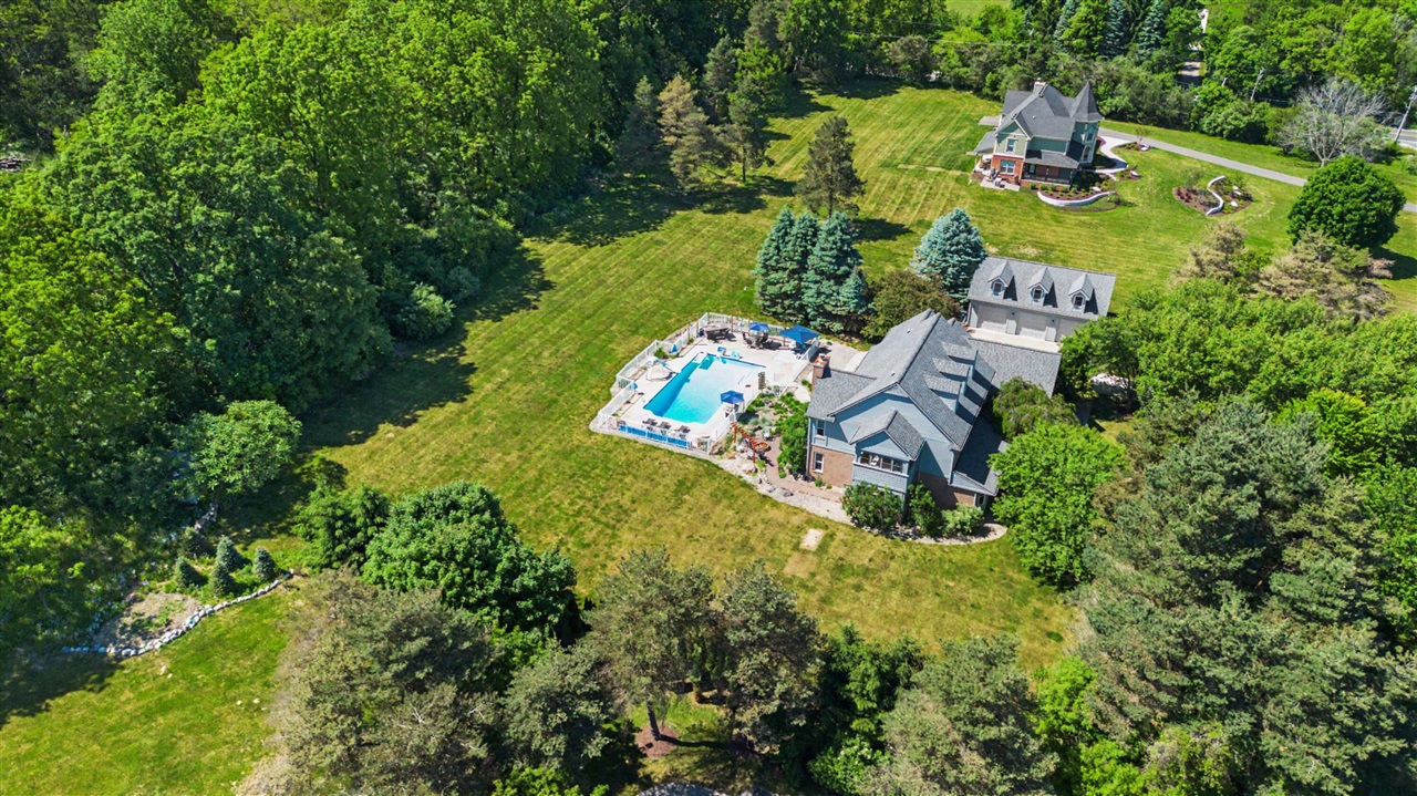 main property photo 51