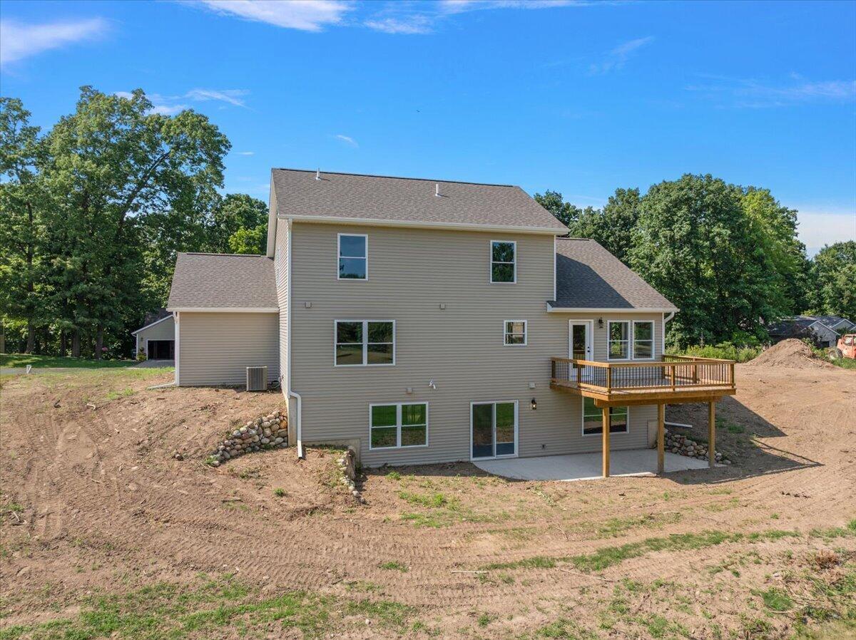 main property photo 42