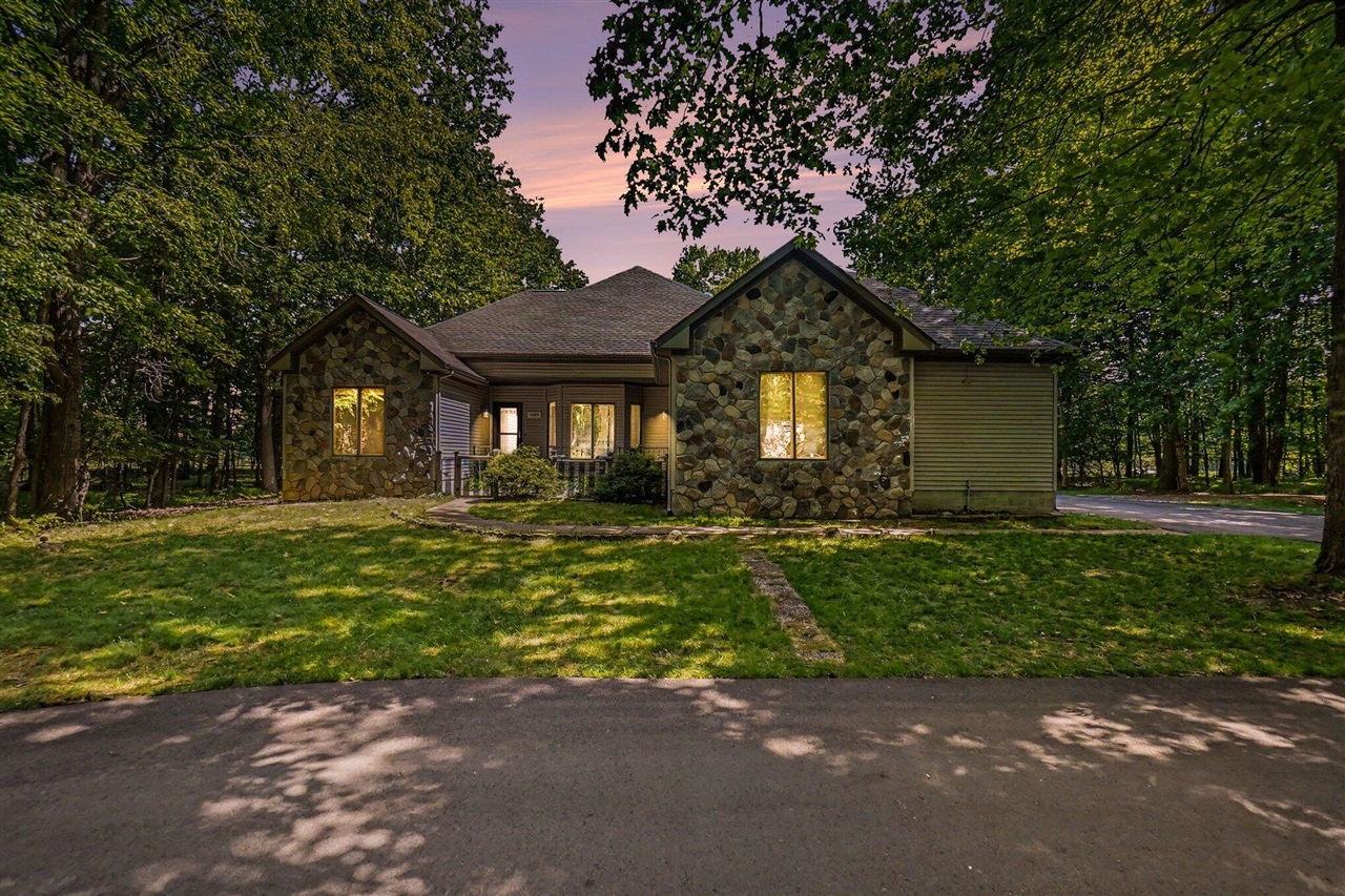 main property photo 31