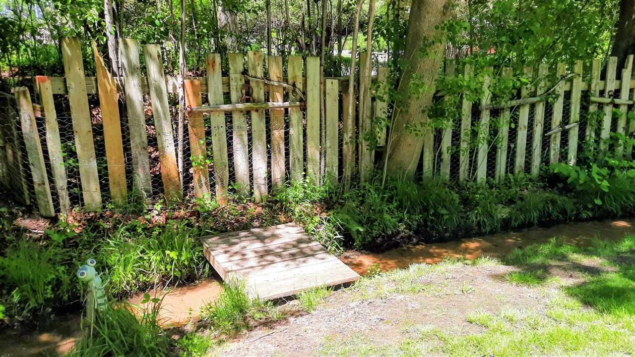main property photo 60
