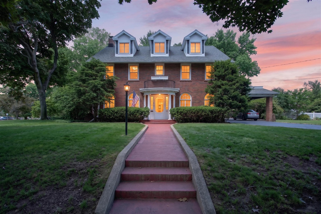 main property photo 39