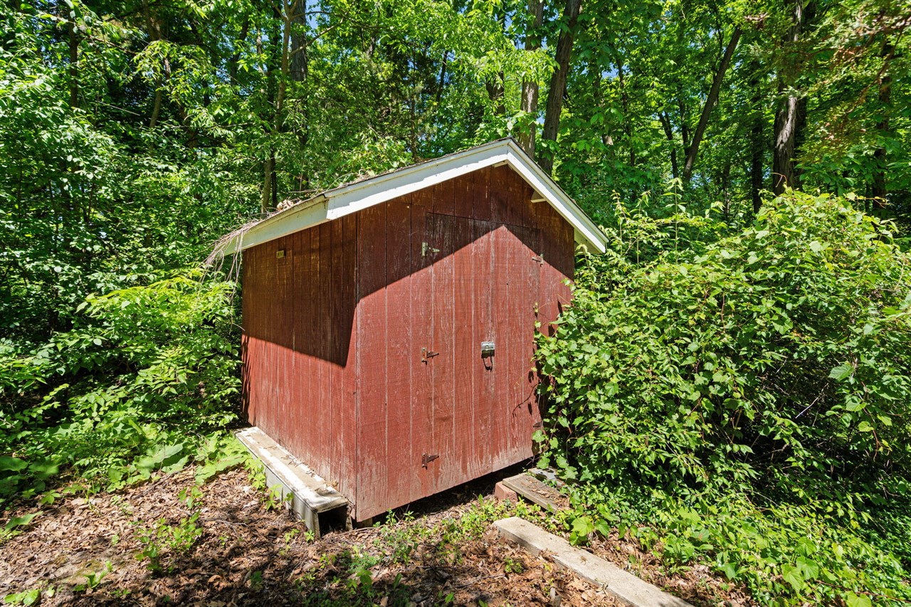 main property photo 42