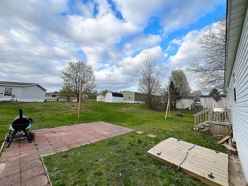 main property photo 22