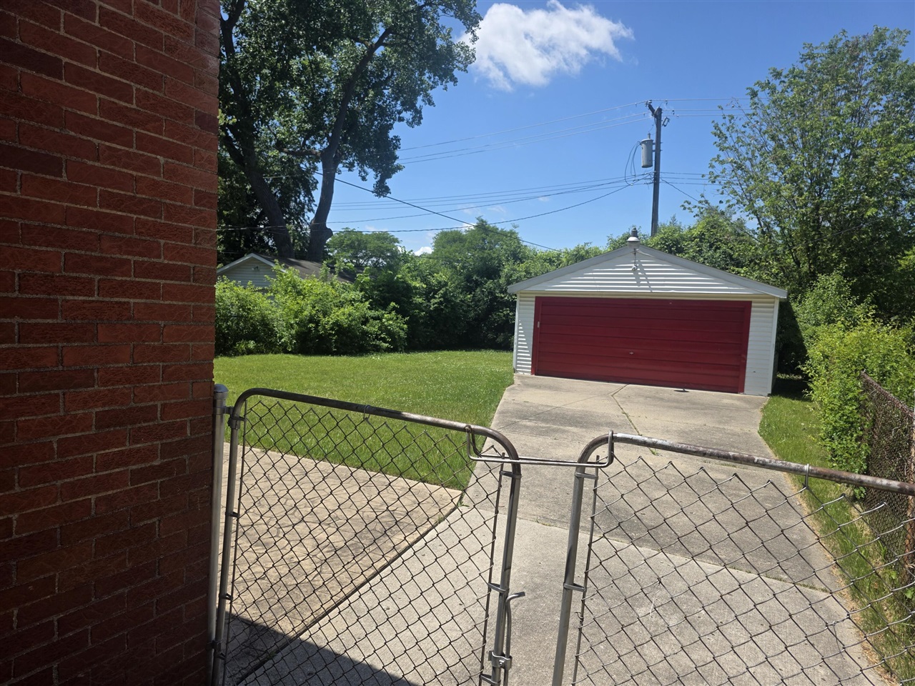 property viewer photo 5