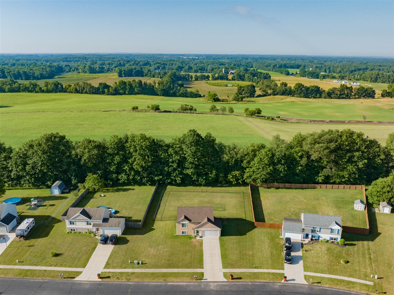 main property photo 39