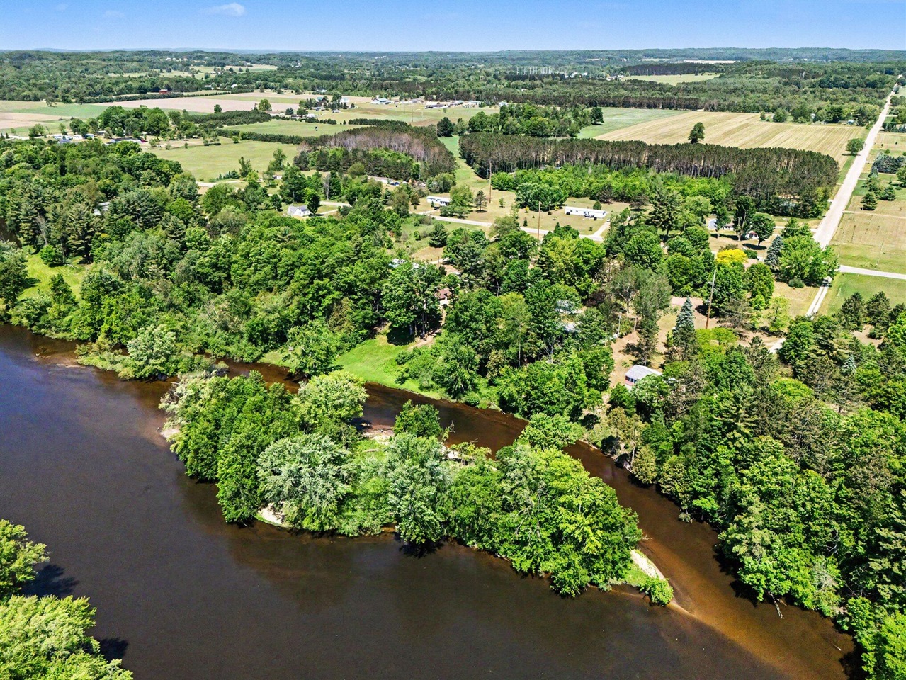main property photo 7
