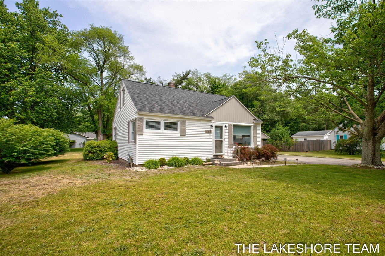 main property photo 2