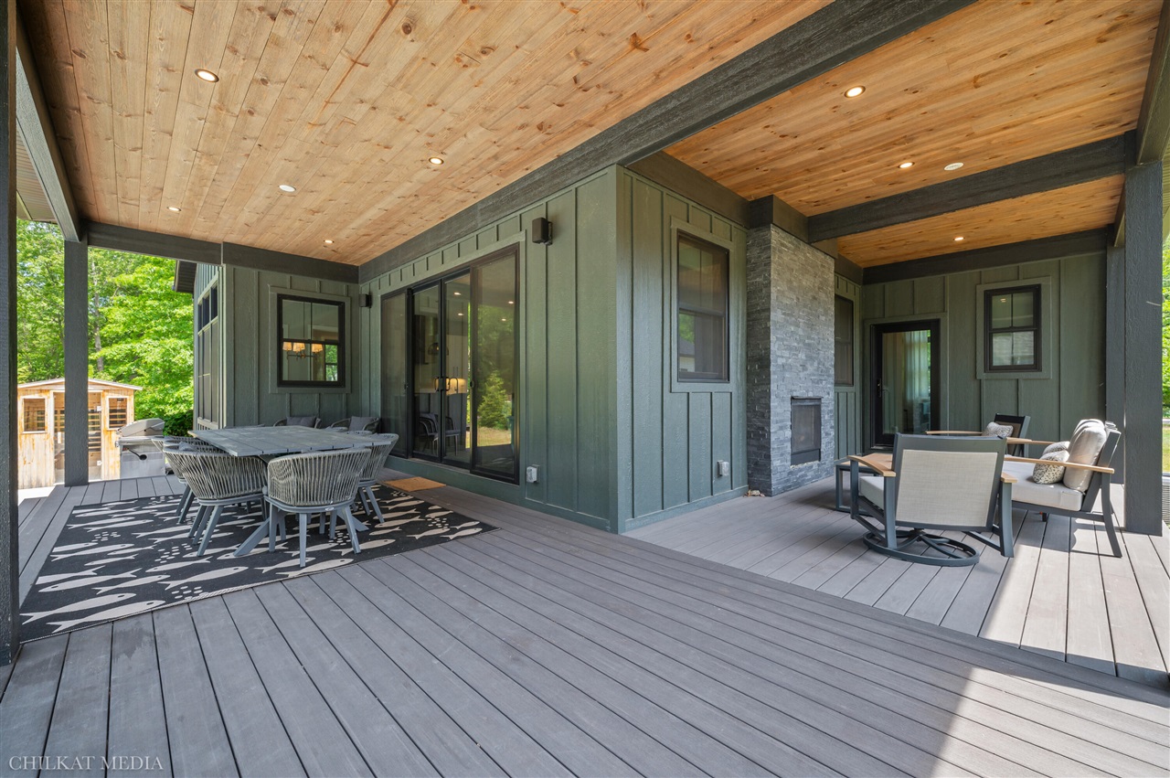 main property photo 76