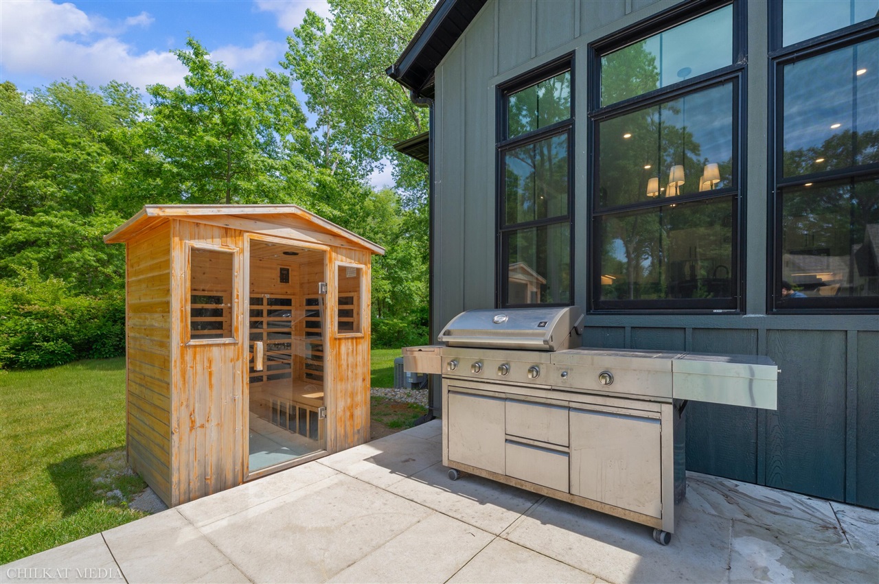 main property photo 93