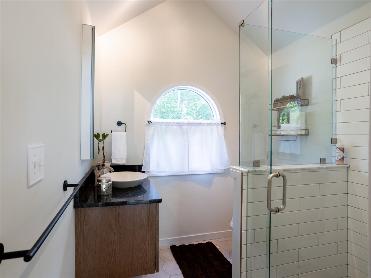 main property photo 76