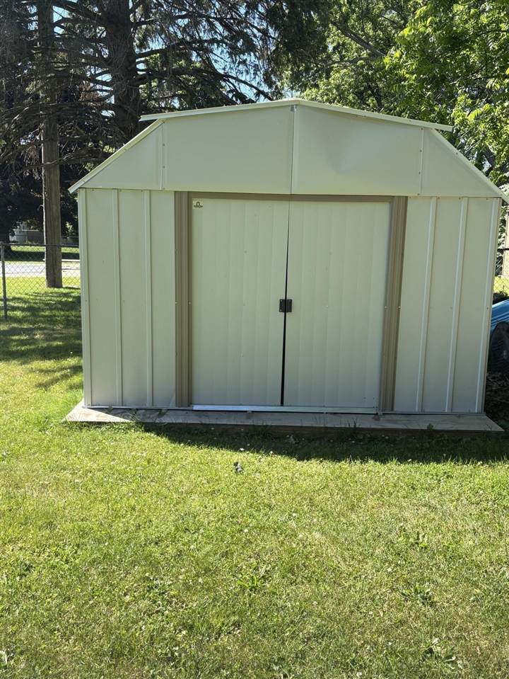 main property photo 30