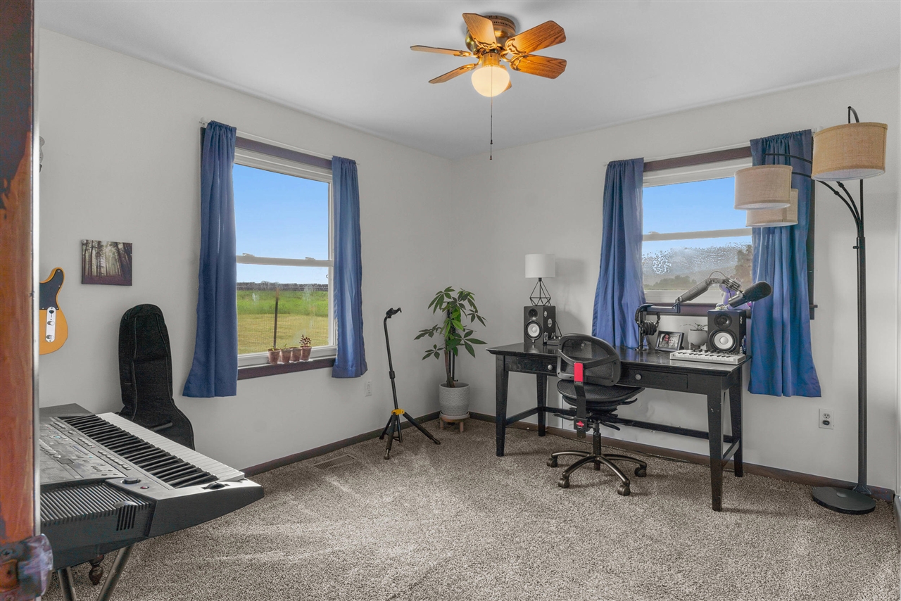 property viewer photo 17