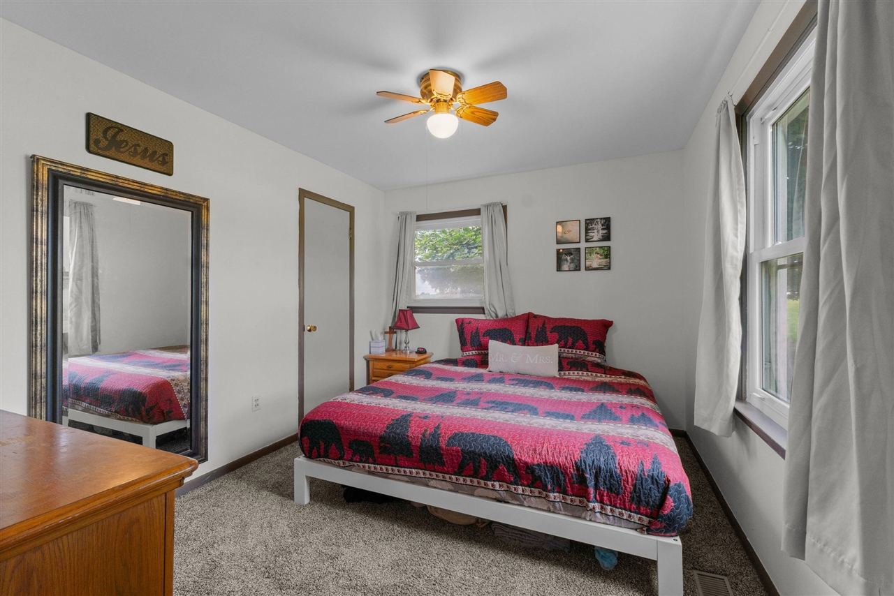 property viewer photo 18