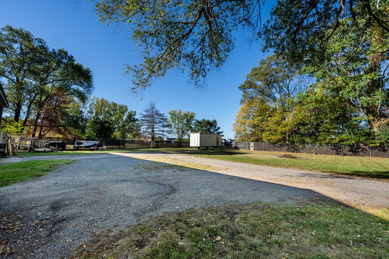 main property photo 49