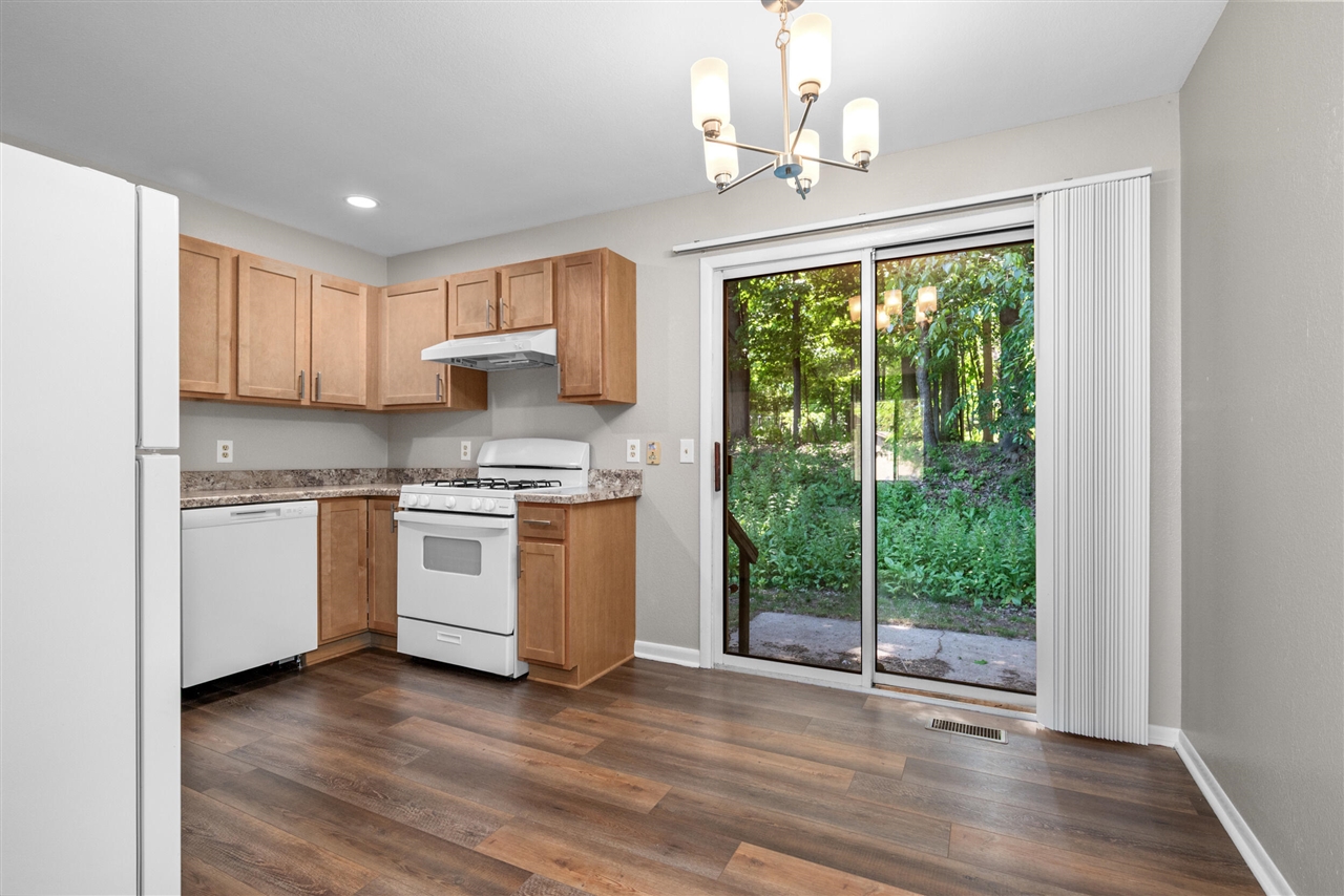 property viewer photo 4
